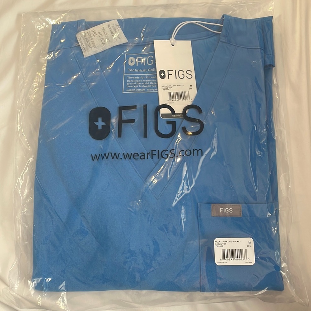 Capri Blue- Figs Catarina One Pocket Top